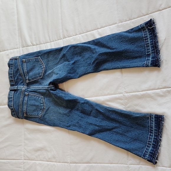 Old Navy Jeans - Picture 3 of 7